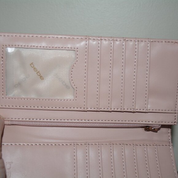 BeBe Trifold Wallet-Pink-NWT-With Clutch Handle - Picture 9 of 11